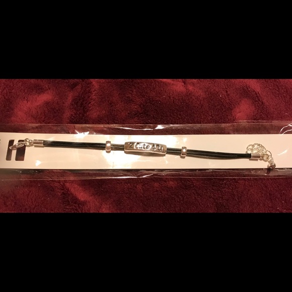 Tween Bracelet - Picture 2 of 3